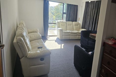 Photo of property in 87 Bell Street, Tawa, Wellington, 5028