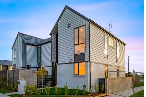 Photo of property in 1 Paapaakiri Loop, Takanini, 2112