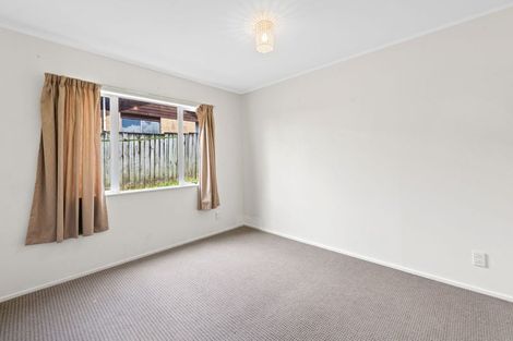 Photo of property in 30 Forest Hill Road, Henderson, Auckland, 0612