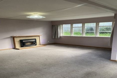 Photo of property in 39 Roberts Street, Tawa, Wellington, 5028