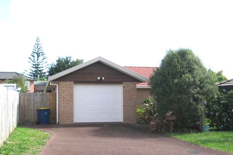 Photo of property in 12a Martin Jugum Lane, Ranui, Auckland, 0612