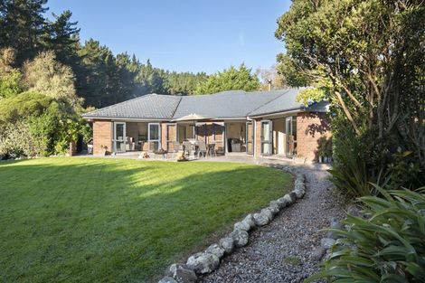 Photo of property in 39 County Heights Drive, Aokautere, Palmerston North, 4471