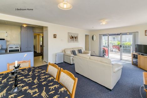 Photo of property in 78 Seaview Road, Paraparaumu Beach, Paraparaumu, 5032