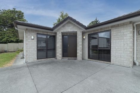 Photo of property in 36 Great South Road, Manurewa, Auckland, 2102