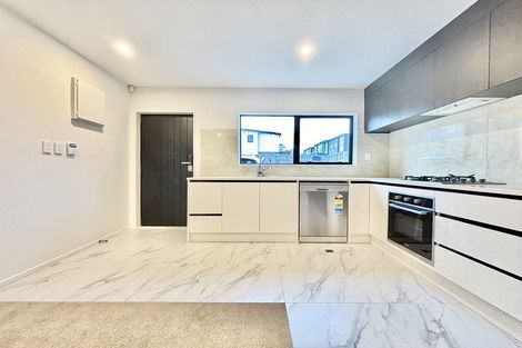 Photo of property in 22b Poruru Close, Papakura, 2110