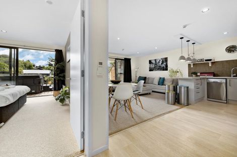 Photo of property in 67 Andrews Road, Queenstown, 9300