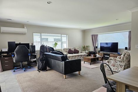 Photo of property in 16 Talbot Grove, Trentham, Upper Hutt, 5018