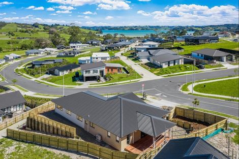 Photo of property in 13 Kia Kaha Drive, Snells Beach, 0920