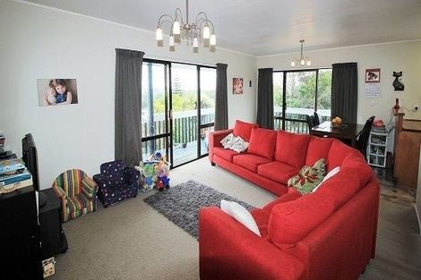 Photo of property in 16 Bellevue Road, Brookfield, Tauranga, 3110