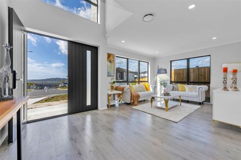Photo of property in 29 Elevation Street, Flat Bush, Auckland, 2019