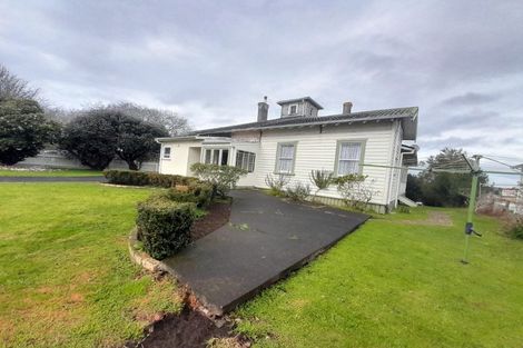 Photo of property in 32 Kitchener Road, Waiuku, 2123