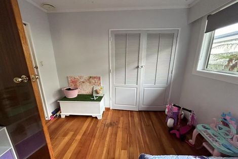 Photo of property in 26 Cranwell Street, Churton Park, Wellington, 6037