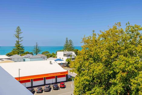 Photo of property in 166 Arran Point Parade, Orewa, 0931