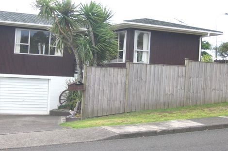 Photo of property in 1/1 Morriggia Place, Bayview, Auckland, 0629