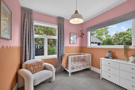 Photo of property in 2 Celia Street, Redcliffs, Christchurch, 8081
