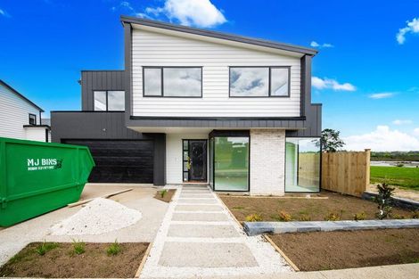 Photo of property in 43 Evergreen Parade, Rosehill, 2113