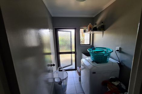 Photo of property in 17 Kentucky Crescent, Nawton, Hamilton, 3200