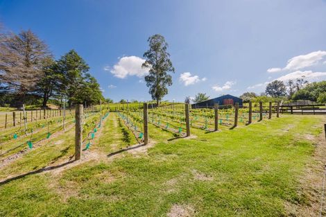 Photo of property in 4 Cemetery Road, Waipawa, 4273