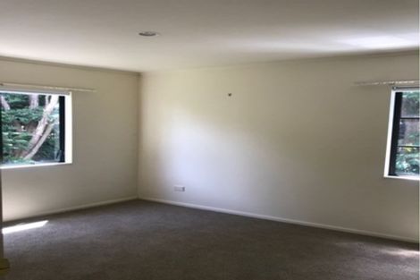 Photo of property in 1/66 Seaview Road, Glenfield, Auckland, 0629