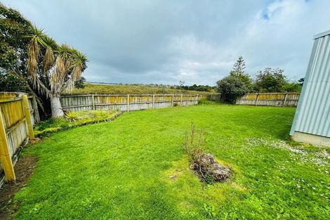 Photo of property in 17 Montego Place, Weymouth, Auckland, 2103