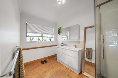 Photo of property in 110 Fourth Avenue, Tauranga, 3110