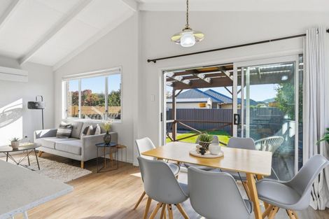 Photo of property in 33 Severn Street, Mosgiel, 9024