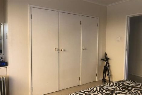 Photo of property in 95 Ocean View Road, Hillcrest, Auckland, 0627