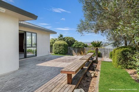 Photo of property in 75 Parnell Heights, Kelvin Grove, Palmerston North, 4414
