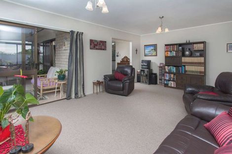Photo of property in 23 Bluewater Place, Wattle Downs, Auckland, 2103