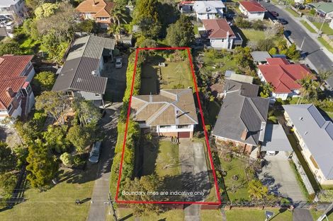 Photo of property in 24 School Road, Te Atatu South, Auckland, 0610