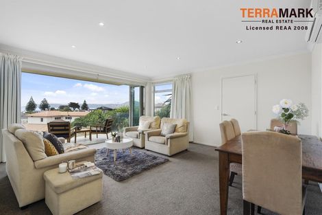 Photo of property in 2 Metzenthin Close, Raumati South, Paraparaumu, 5032