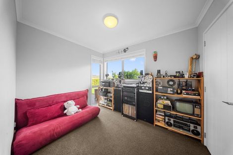 Photo of property in 2 Ballintoy Park Drive, Welcome Bay, Tauranga, 3175