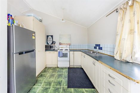 Photo of property in 8 Dosina Place, Flat Bush, Auckland, 2023