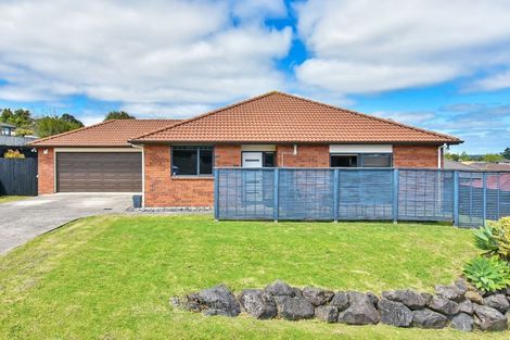 Photo of property in 5 Keri Vista Rise, Papakura, 2110