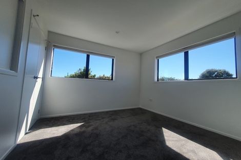 Photo of property in 9/59 Neil Avenue, Te Atatu Peninsula, Auckland, 0610