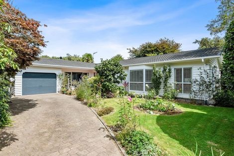 Photo of property in 10 Rata Street, Waikanae, 5036