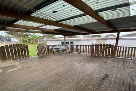 Photo of property in 12 Nicola Place, Mangere, Auckland, 2022