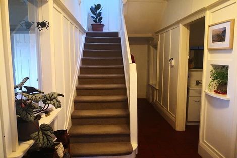 Photo of property in 5 Kinross Street, Kelburn, Wellington, 6012