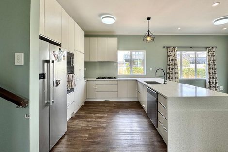 Photo of property in 152 Hill Road, The Gardens, Auckland, 2105