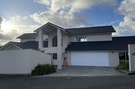 Photo of property in 9 The Topdeck, Whitby, Porirua, 5024