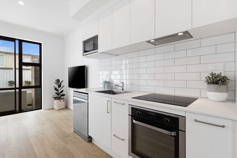 Photo of property in 28c Ian Morrison Road, Hobsonville, Auckland, 0616