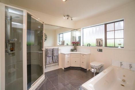 Photo of property in 74 Rata Street, Hawera, 4610