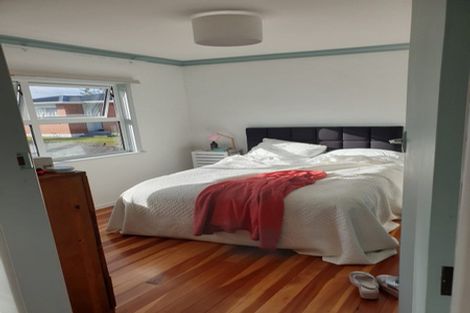 Photo of property in 6 Eton Place, Levin, 5510