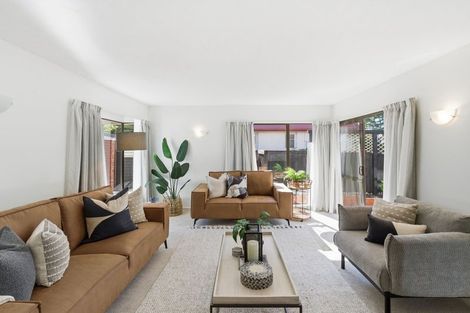 Photo of property in 1/318 Withells Road, Avonhead, Christchurch, 8042