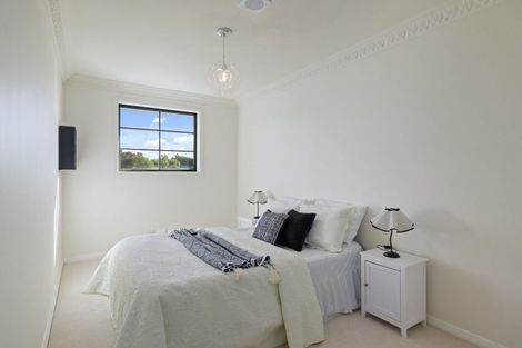 Photo of property in 70 Belleview Terrace, Mount Pleasant, Christchurch, 8081