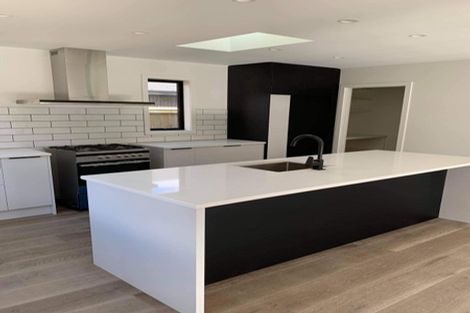 Photo of property in 10 Maize Street, Jacks Point, Queenstown, 9371