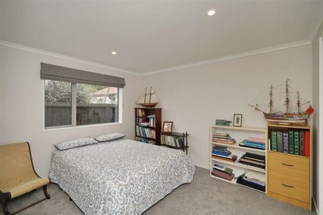 Photo of property in 2/27 Ngaio Street, Saint Martins, Christchurch, 8022