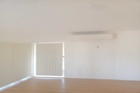 Photo of property in 66 Sunlands Drive, Manurewa, Auckland, 2102
