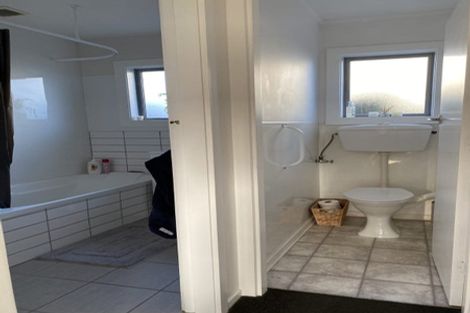 Photo of property in 2/74 Garreg Road, Bryndwr, Christchurch, 8052