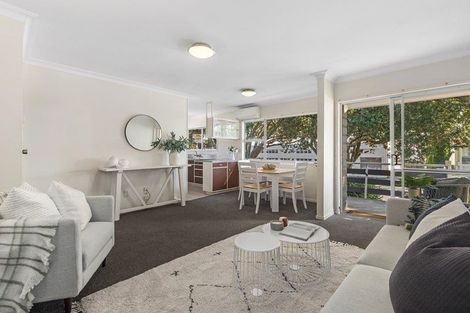 Photo of property in 4/10 Second Avenue, Tauranga, 3110